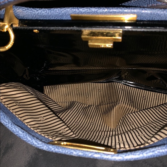 ❗️Sold ❗️Fendi Peak a boo tote - Picture 3 of 4